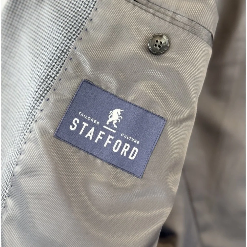 Stafford Travel Blazer Mens 42R Blue and Gray Houndstooth Classic Fit Year Round